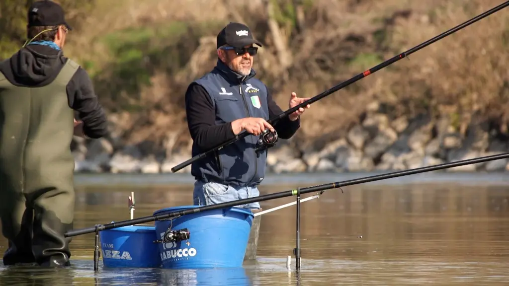 A pesca in fiume 4