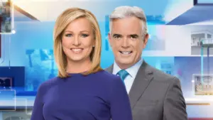 Hosts John Roberts and Sandra Smith