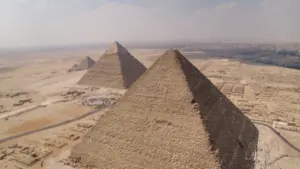 Inside pyramids – Come vennero..